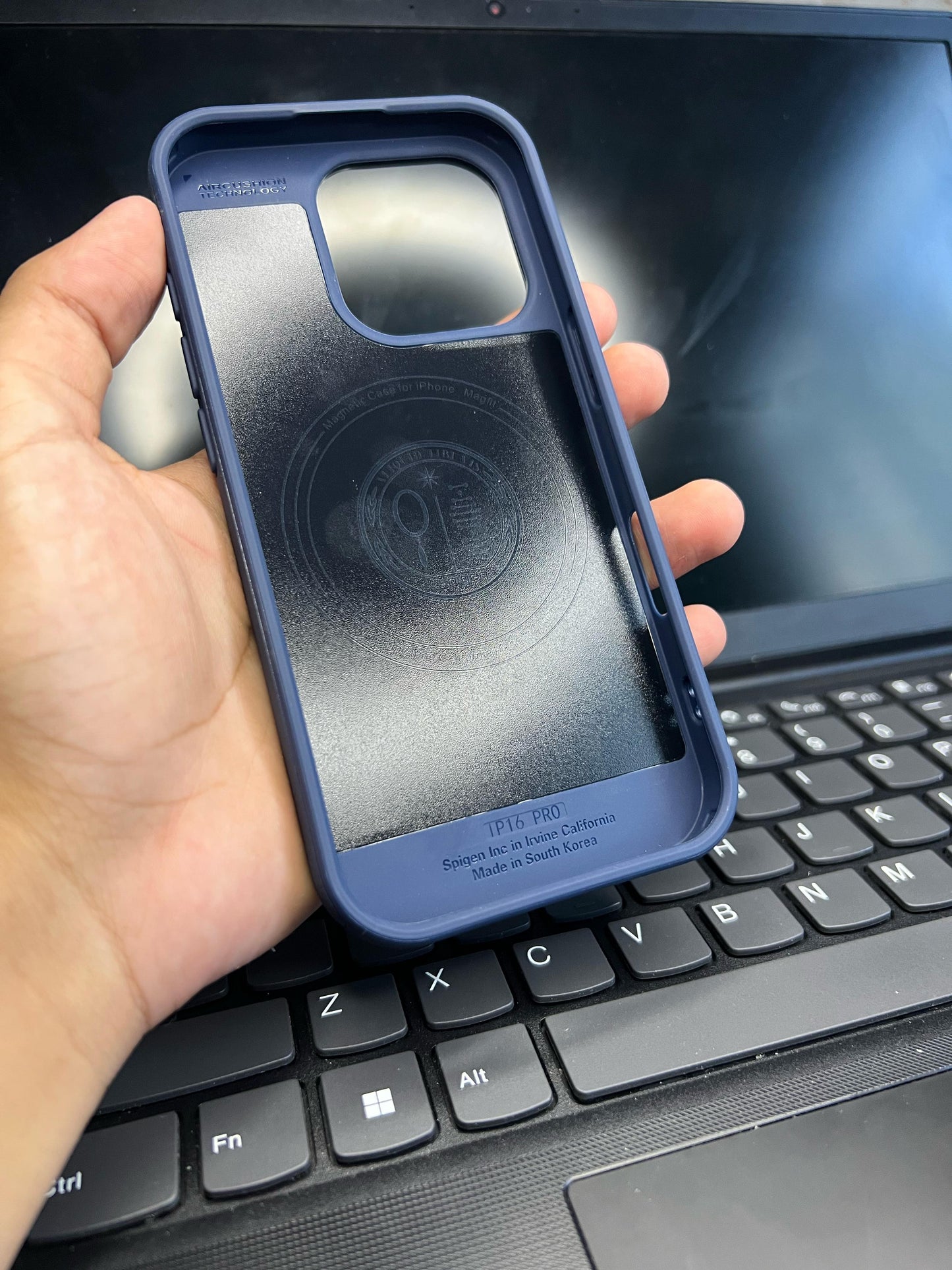 Spigen MagFit Case – Rugged Blue Grip with Air Cushion Technology